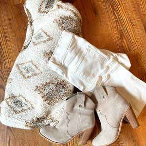 JOIE Monte Bootie in Sandstone